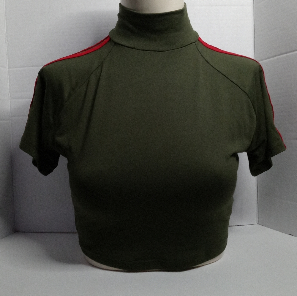 Impulsive Crop Top